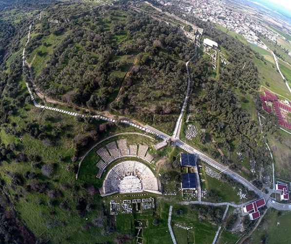 Metropolis Antik Kenti Akdeniz’in ticaret merkeziydi