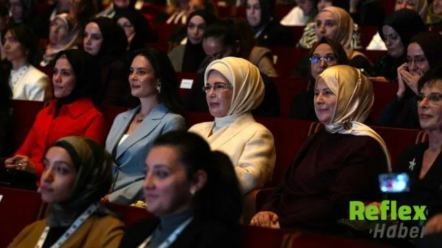 Gi̇f’27’de Genç Kızların Emeği Alkışlandı