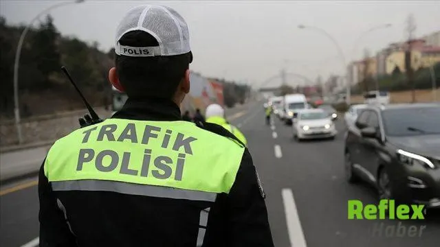 29 Ekim Kutlamaları İ̇çin Vatan Caddesi Trafiğe Kapatıldı