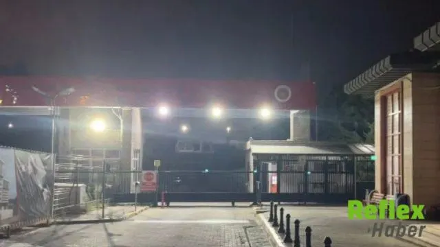 Sultangazi'de kötü koku üzerine yapılan kontrolde erkek cesedi bulundu