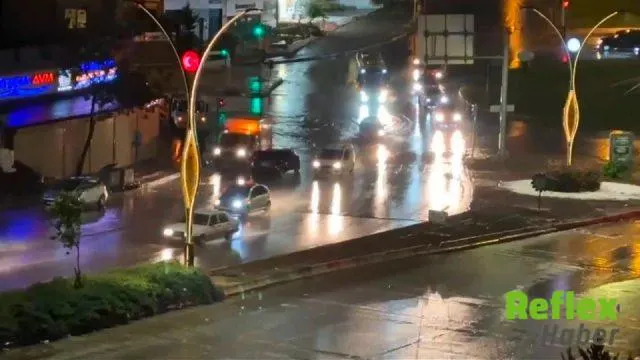 Gaziantep'te Sağanak Etkili Oldu, Valilikten Uyarı Geldi