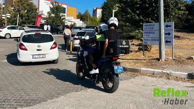 Manisa’da Kimliğini Unutan Kpss Adayına Jandarmadan Zamanında Destek