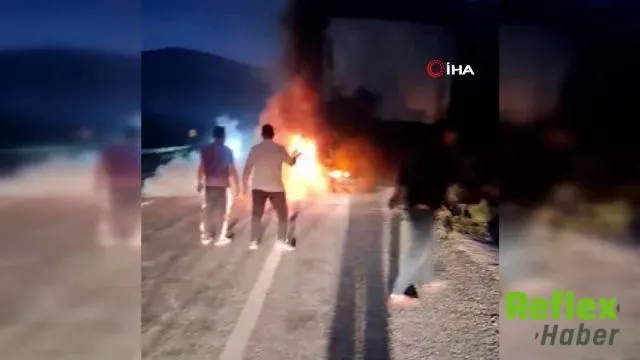 Konya-Antalya Yolunda Odun Yüklü Kamyon Alev Aldı