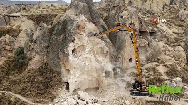Göreme’de Çökme Sonrası Kaya Temizliği Başladı